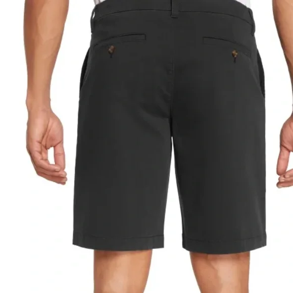 NWT Gap Men's Flat Front Short - Black - 34” waist, 10” inseam - Picture 2 of 5